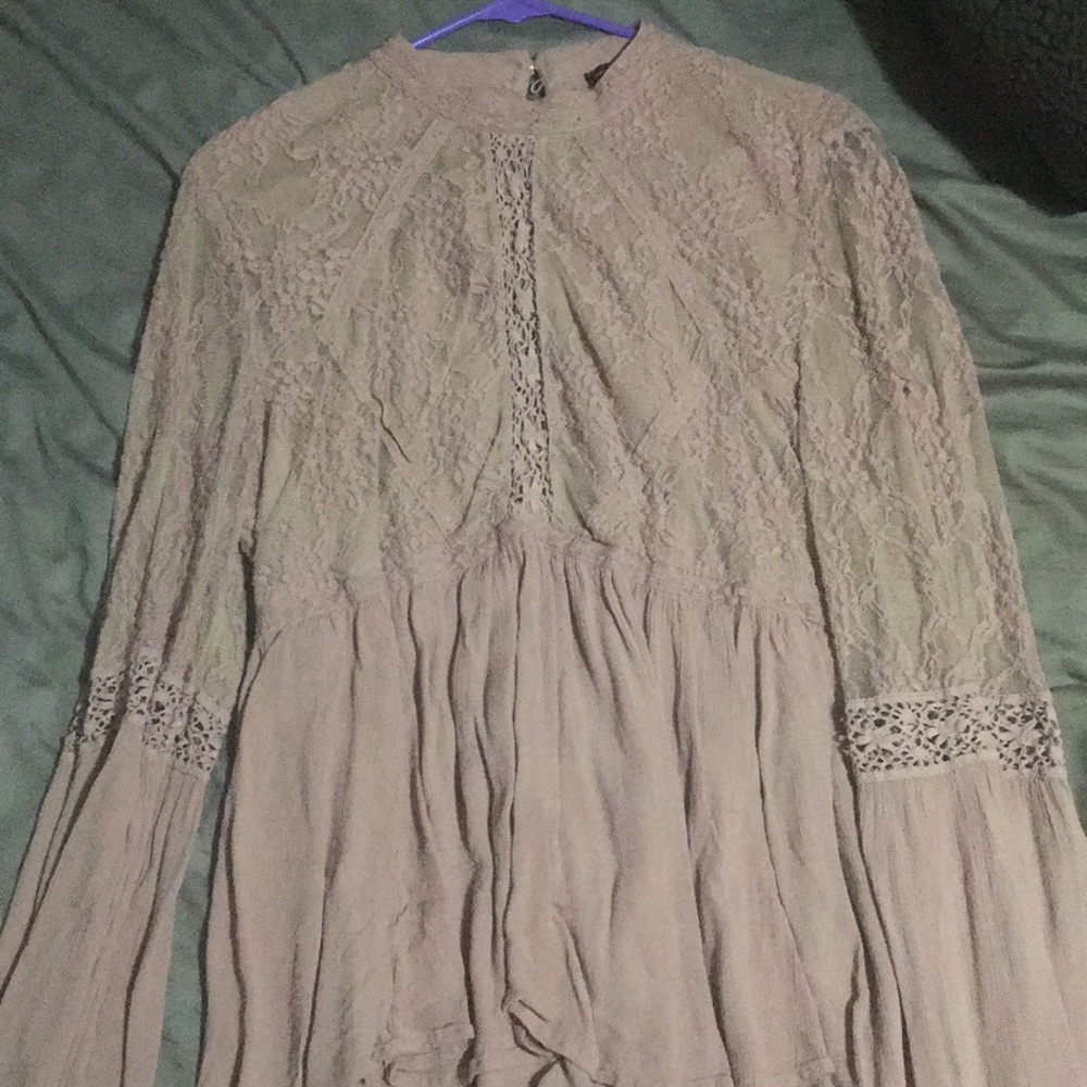 American Eagle long sleeve blouse